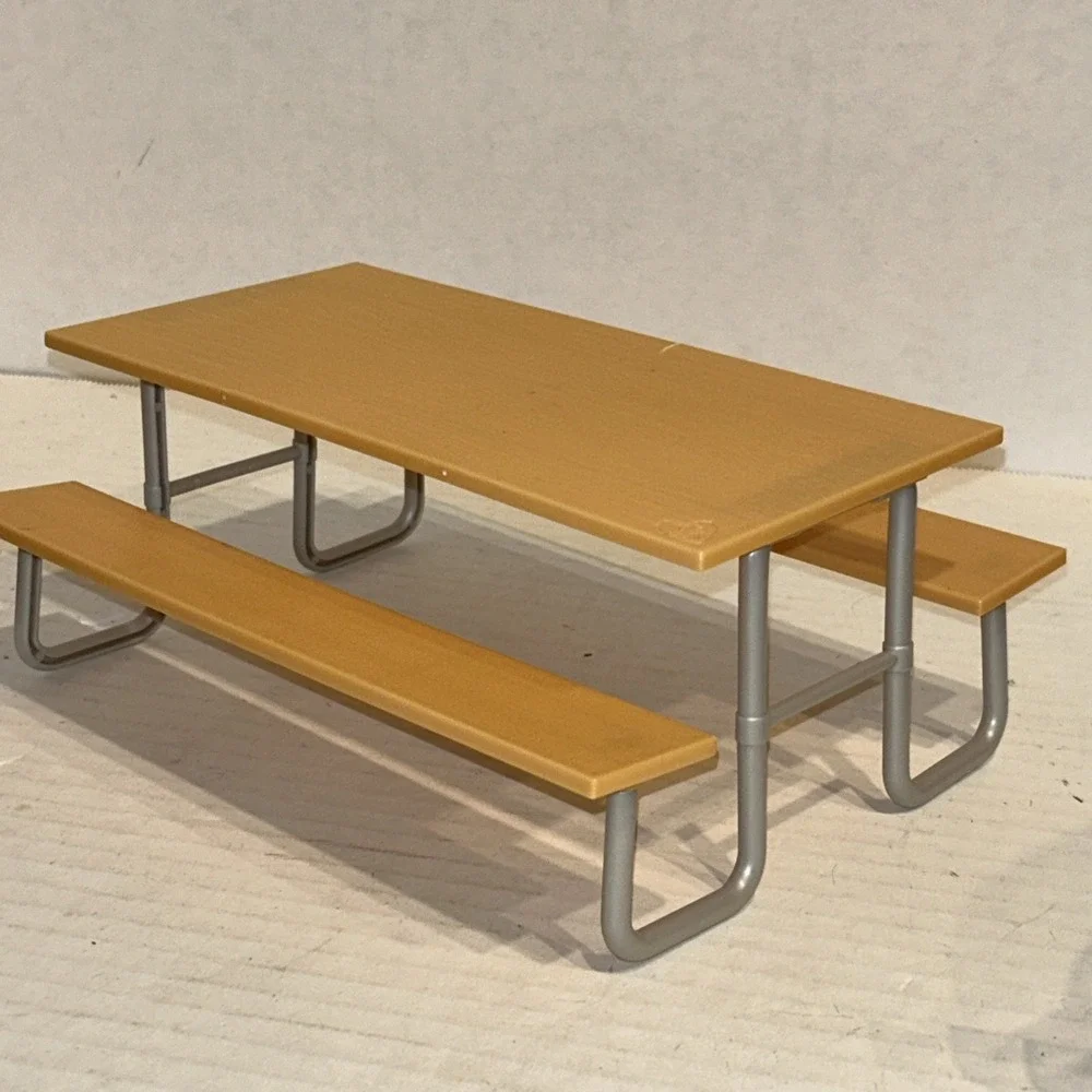 MONSTER HIGH DOLL - HIGH SCHOOL PLAY SET CAFETERIA TABLE, Shelf, & Desk Parts C2